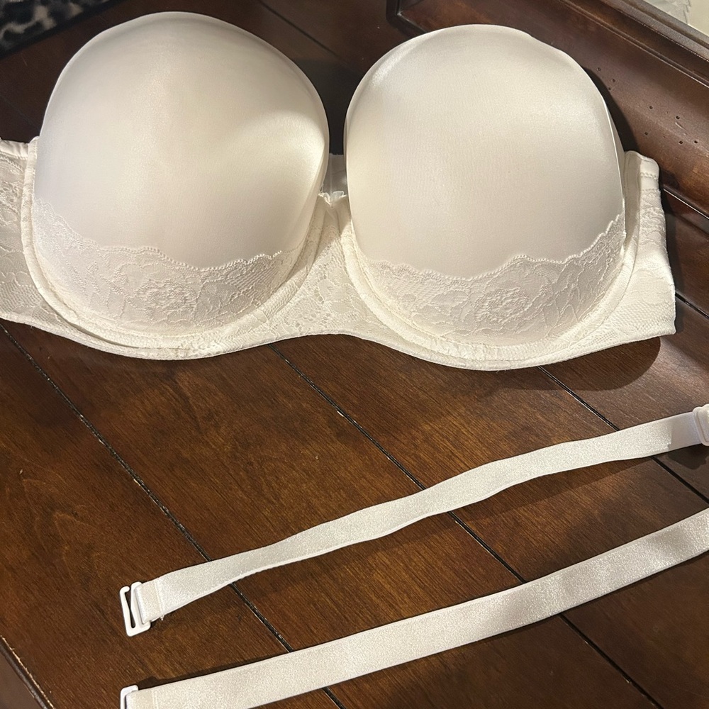 Cream Full-Coverage Bra with Adjustable Straps